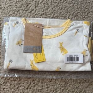 Kyte baby long sleeve pajama set in “Hop” size 18-24 Months